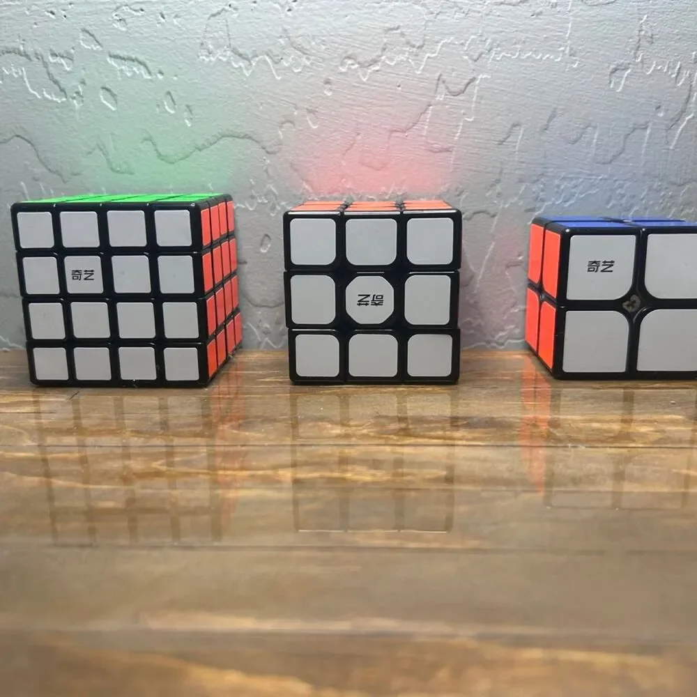 rubiks cube set 3x3 4x4 and 2x2